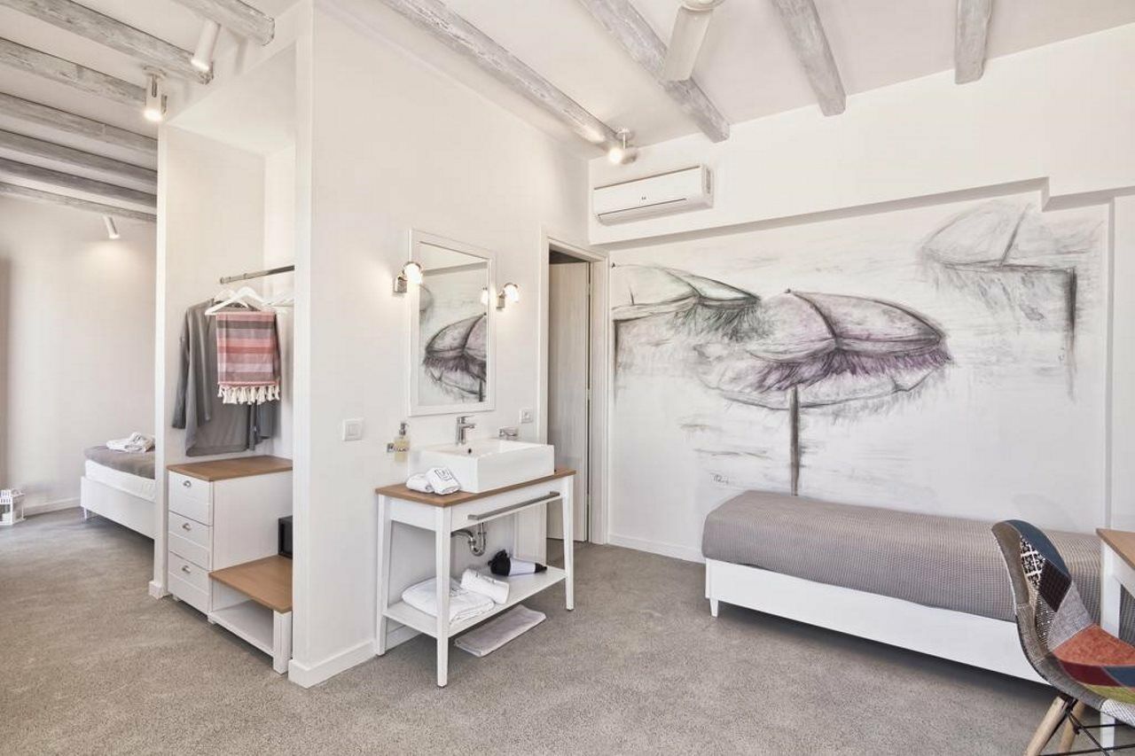 Comfy 4*